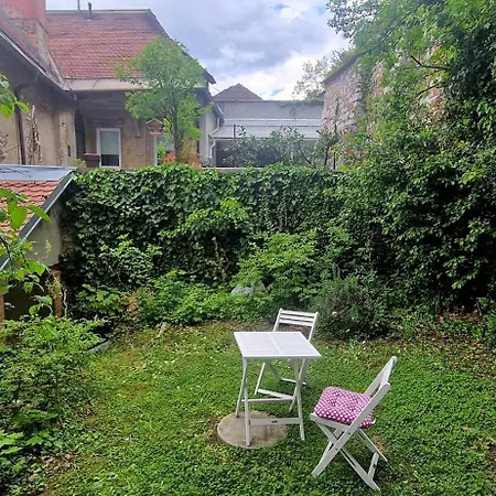 Appartement Magic Garden In The Heart Of *